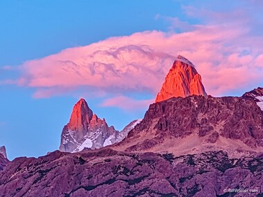 The sunrise paints the Fitz Roy in vivid colors